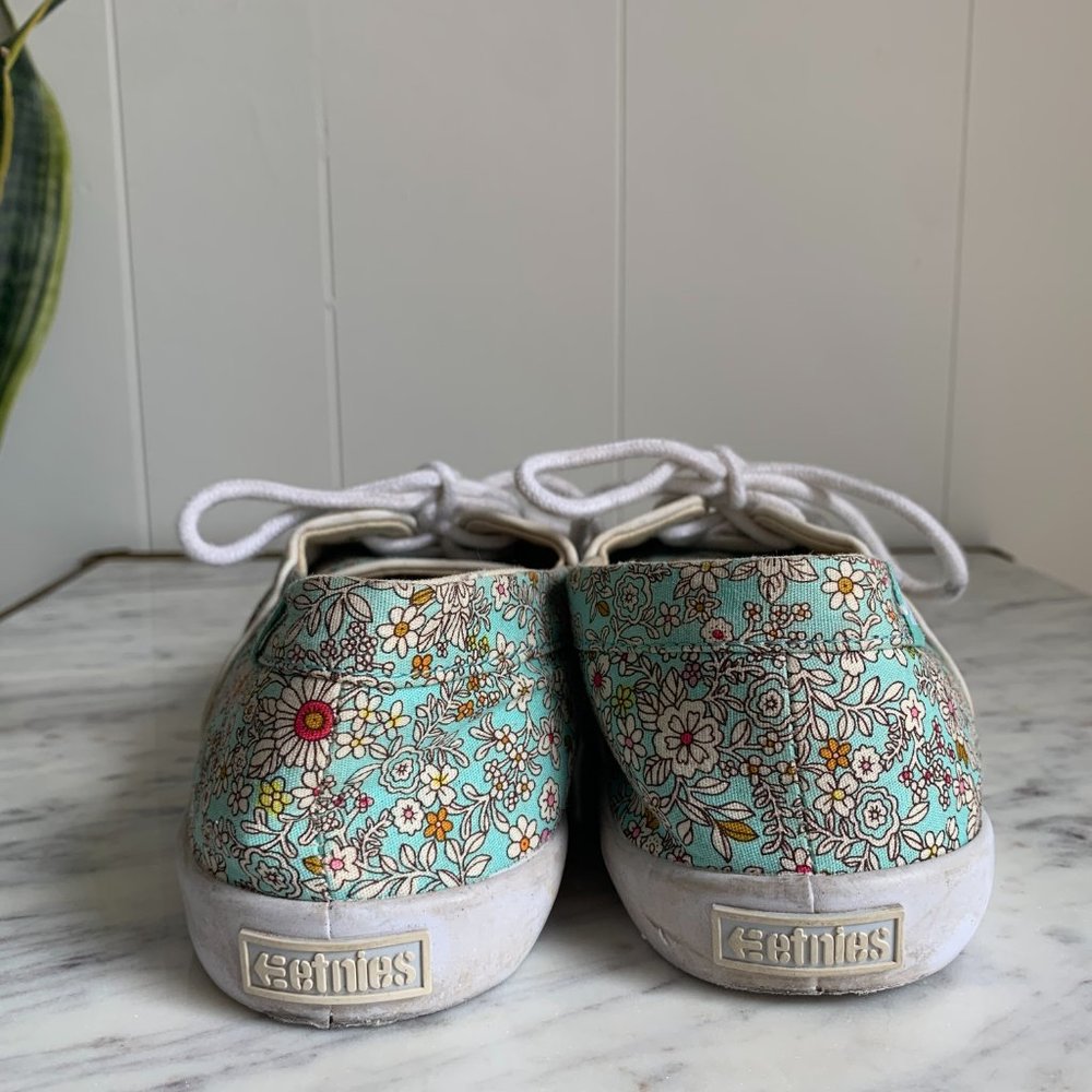 Women's Etnies Floral Sneakers size 8 - Picture 6 of 12